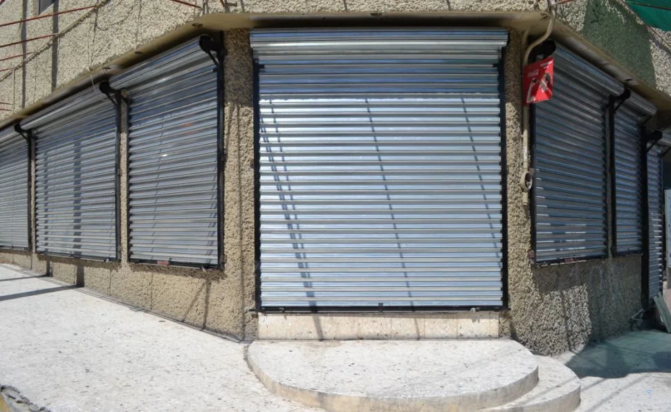 Cortina metálica de alta seguridad